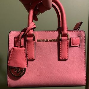 Gorgeous Michael Kors purse